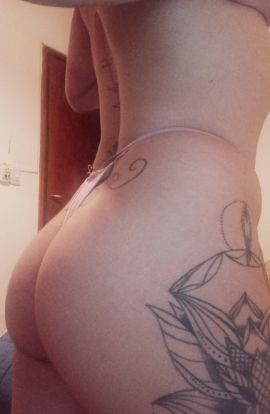 Mia NQN