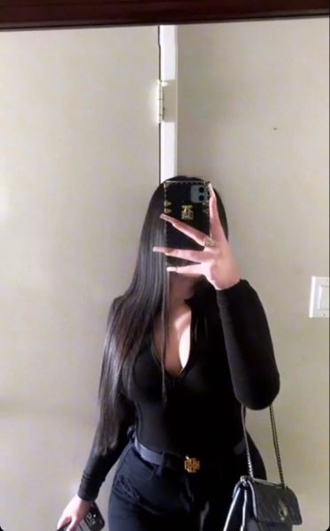 La pasamos bomba 💣 bebe? Soy muy caliente mí piel una delicia, encuentros discretos...solo hotel