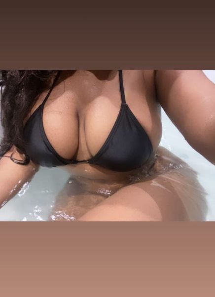 Hola amor soy una chica extrovertida y caliente, morenota colombiana para contacto intimo. Además estaría encantada de complacerte delicioso. No dudes en contactarme ❣️